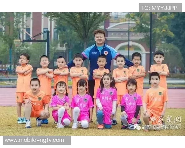 张家港足球赛精彩纷呈各队争夺冠军展现青春风采与团队精神 张家港足球赛精彩纷呈各队争夺冠军展现青春风采与团队精神